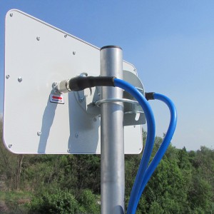 Антенна WiFi AX-5520P MIMO (Панельная, 2 x 20 дБ) фото 13 | GSM-Репитеры.РУ Антенна WiFi AX-5520P MIMO (Панельная, 2 x 20 дБ) фото 13