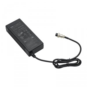 Блок питания 12В 10А (штекер GX16-2P) фото 2 | GSM-Репитеры.РУ Блок питания 12В 10А (штекер GX16-2P) фото 2