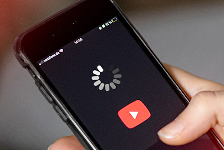 Мобильный интернет работает с низкой скоростью или вовсе не работает